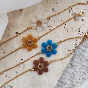 Bracelet Hobart fleur résine chaîne dorée