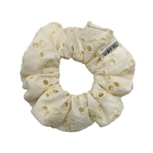 Chouchou Melbourne écru en broderie anglaise avec motifs ajourés délicats en forme de feuilles